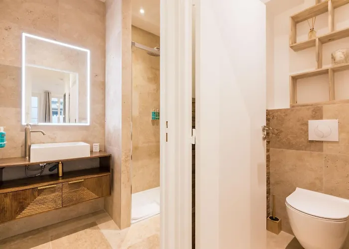 Elegant A Deux Pas Du Moulin Rouge شقة باريس